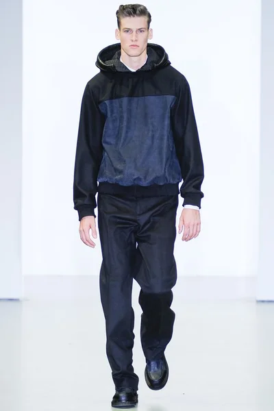 Look 2